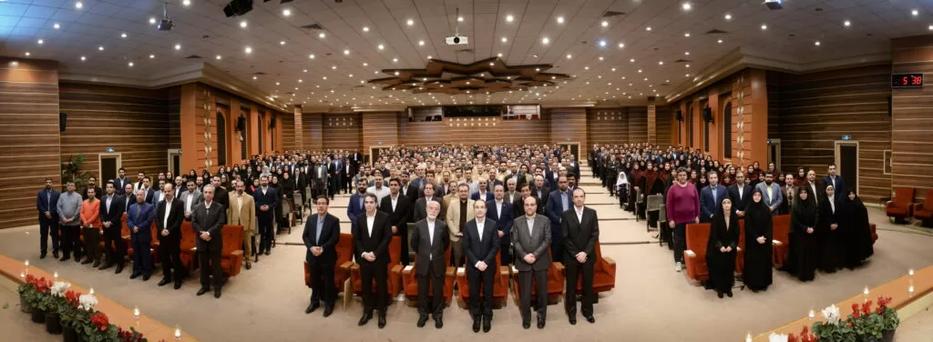 گردهمایی موسسان و کارکنان مجتمع علامه طباطبایی در سالن اجتماعات