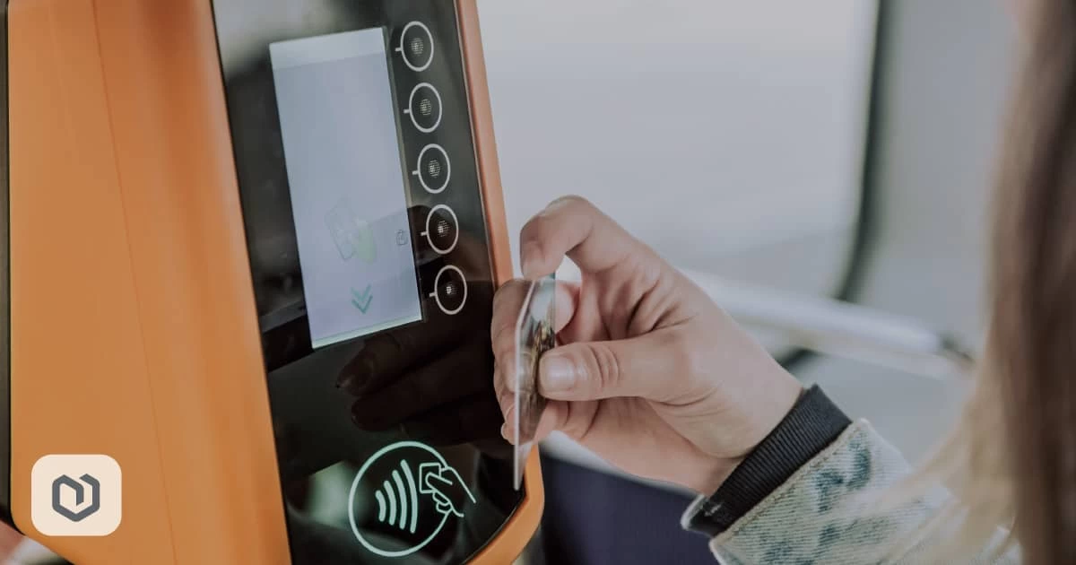 دستگاه‌های کارتی و بیومتریک برای مدارس