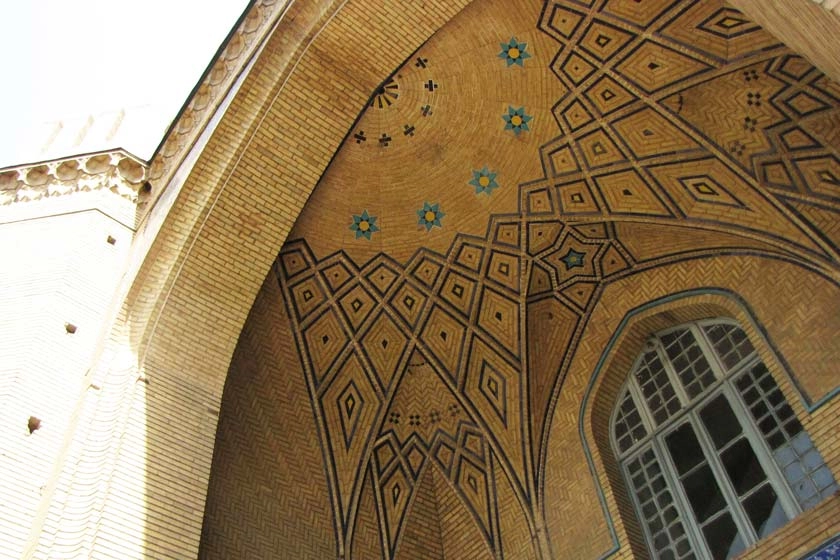 معماری مدرسه ماندگار البرز تهران