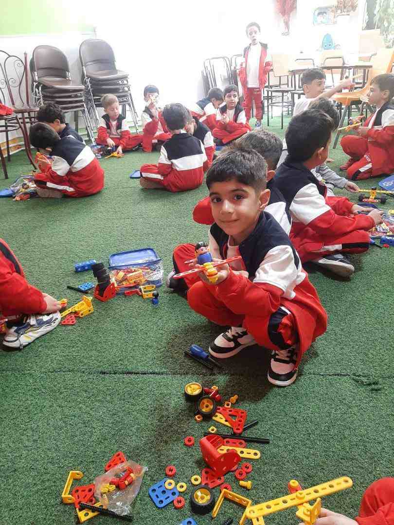 دبستان پسرانه غیر انتفاعی صفریان اصفهان