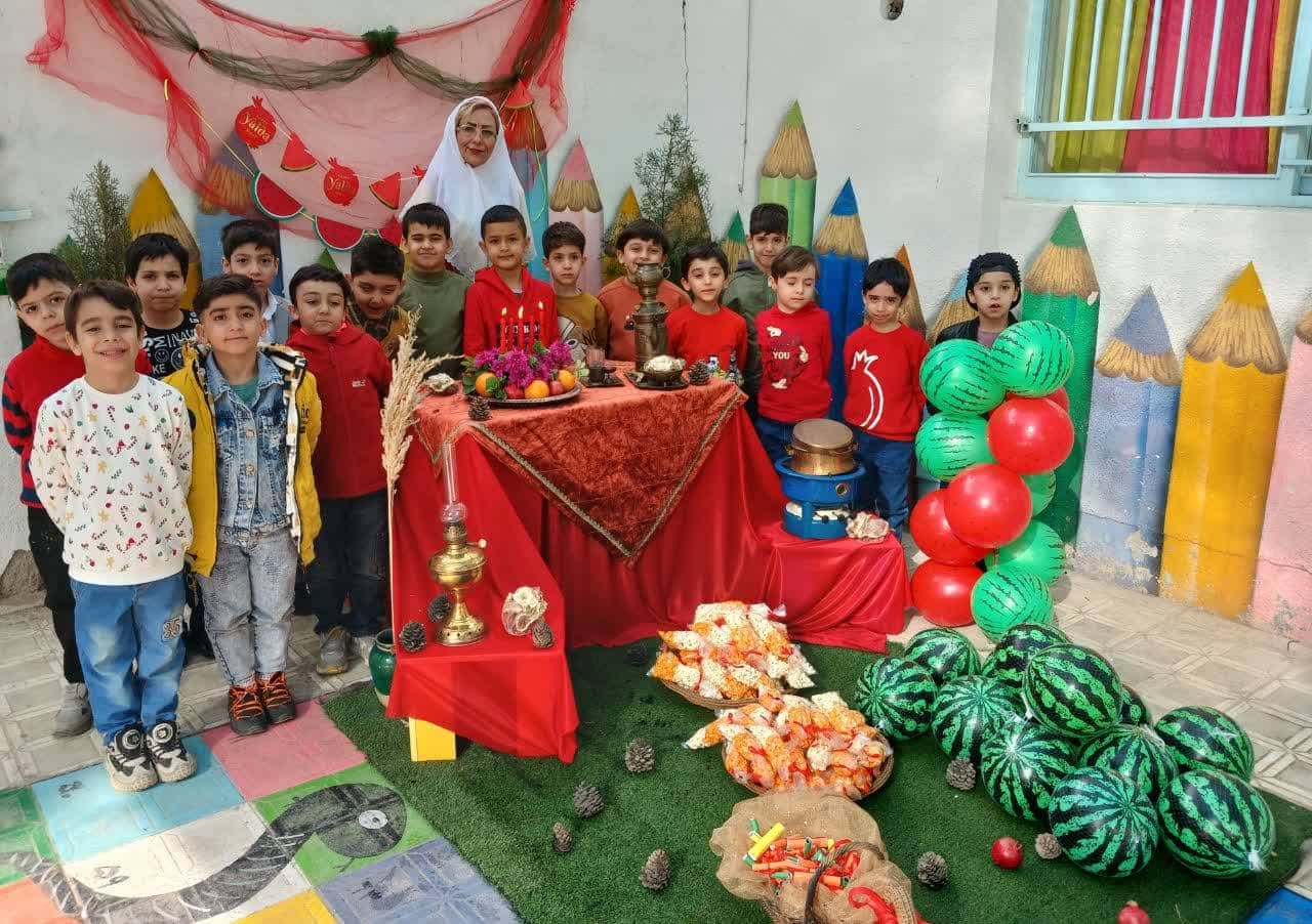 دبستان دوره اول و دوم پسرانه غیردولتی مدادهای رنگی اصفهان