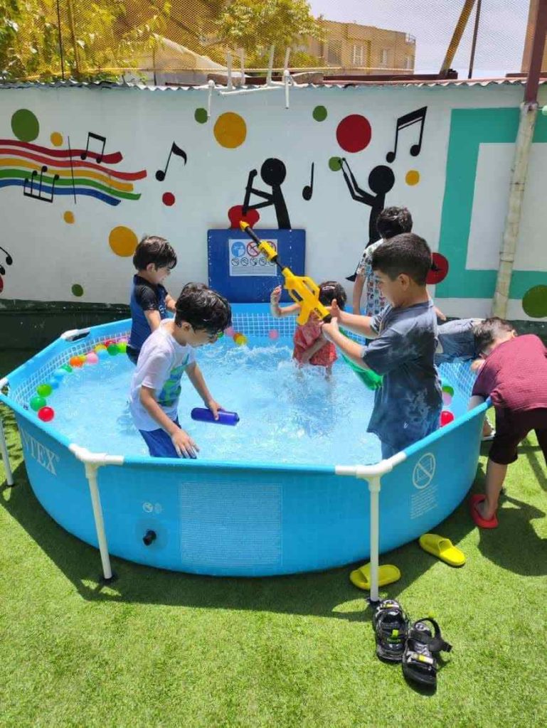 پیش دبستان و دبستان پسرانه غیرانتفاعی پاک مهر کرج