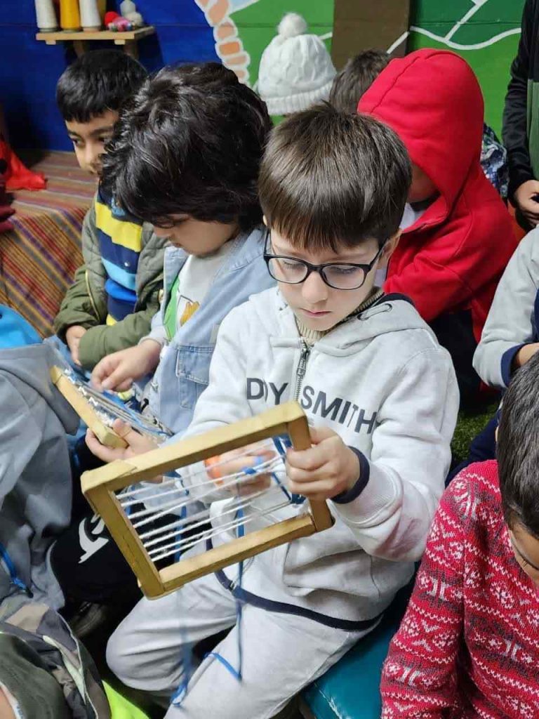 پیش دبستان و دبستان پسرانه غیرانتفاعی پاک‌ مهر کرج