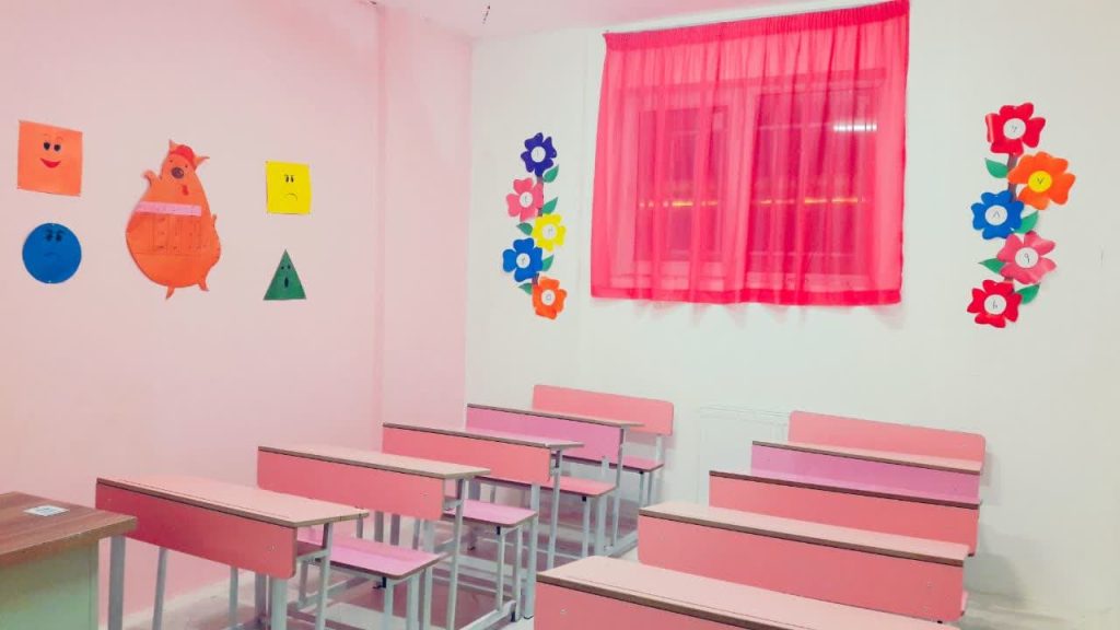 دبستان دخترانه غیر انتفاعی حامی مشهد