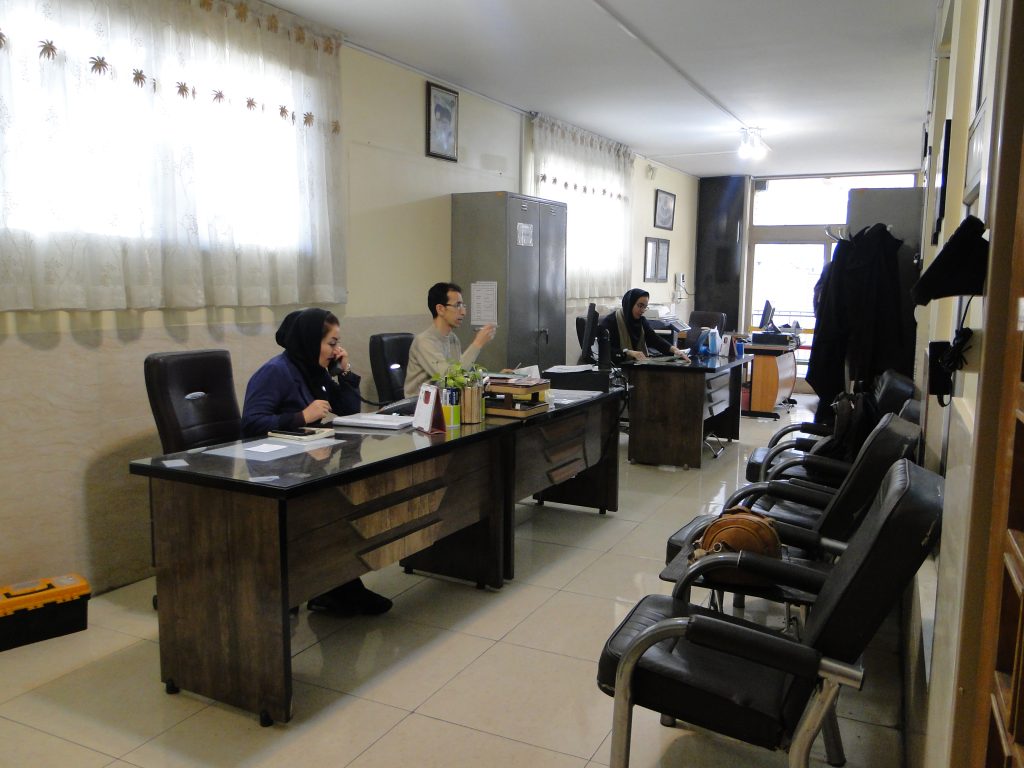 دبستان دوره دوم پسرانه ابولفضل اصفهان (وحید)