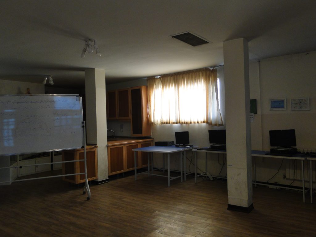 دبستان دوره دوم پسرانه ابولفضل اصفهان (وحید)