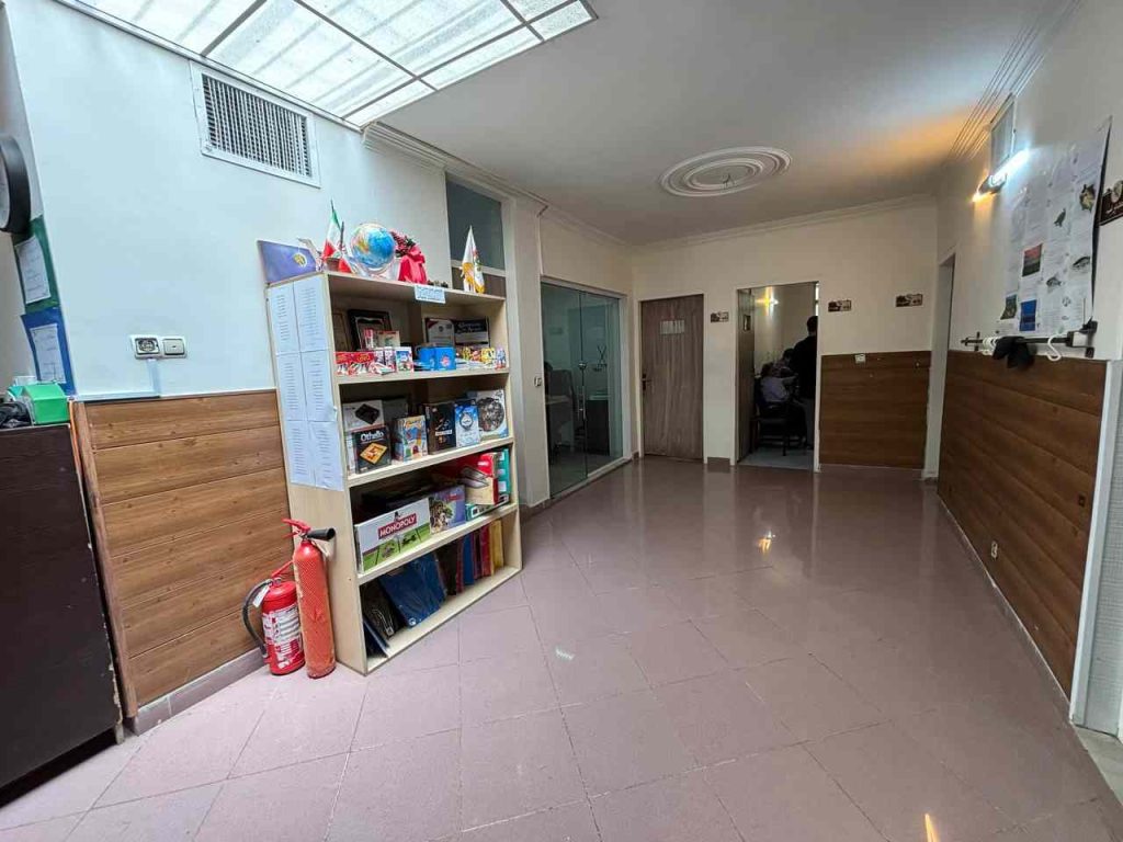 دبیرستان دوره اول پسرانه غیردولتی پژوهان کرج