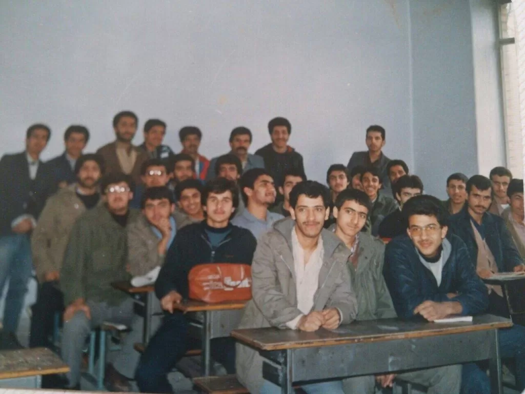 دبیرستان ماندگار دکتر شریعتی مشهد