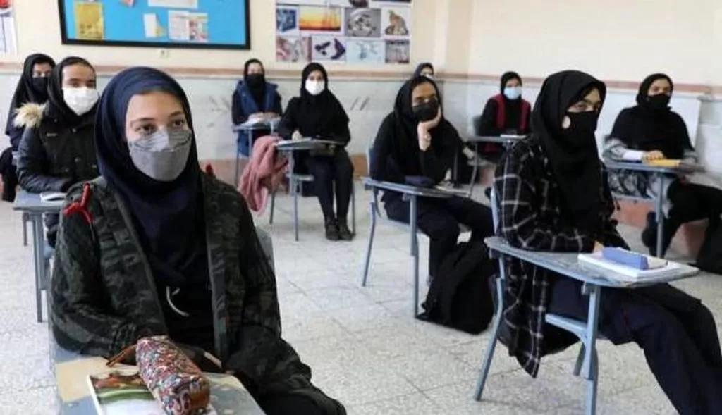 ثبت نام مدارس دولتی